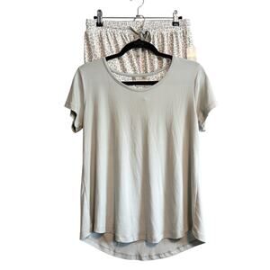 Ink + Ivy 2 Piece Pajama Lounge Set NWT Size S Shorts and Tee
